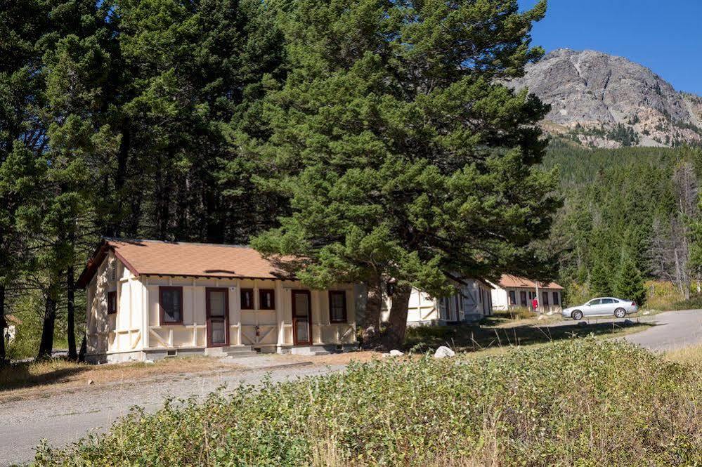 Rising Sun Motor Inn East Glacier Park Village 外观 照片
